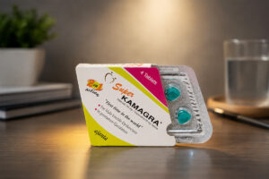 Super Kamagra Tablets: Uses, Benefits, Dosage, Side Effects & Safety Guide 1 Super Kamagra Tablets package and blister pack displayed on a table in a healthcare setting